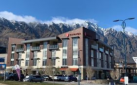 Ramada Hotel & Suites Remarkables Park Queenstown By Wyndham